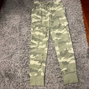 cammo sweat pants from old navy, size youth XL.